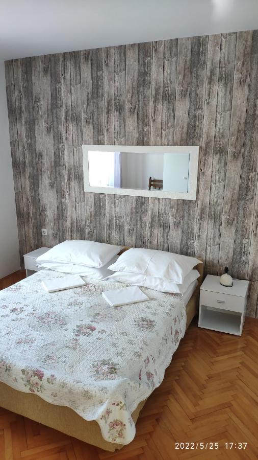 Rose Apartament